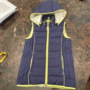 Hatley hooded puffer vest